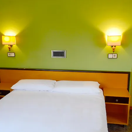 Alda Pasaje Hotel