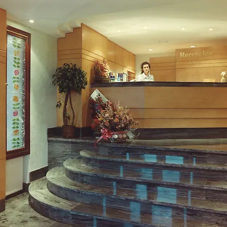 Hotel Alda Pasaje 3*