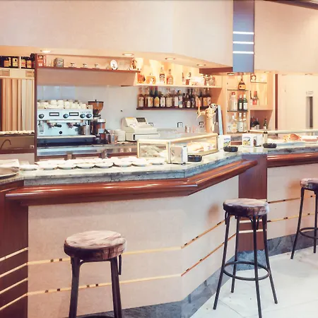 Alda Pasaje Ξενοδοχείο Χιχόν