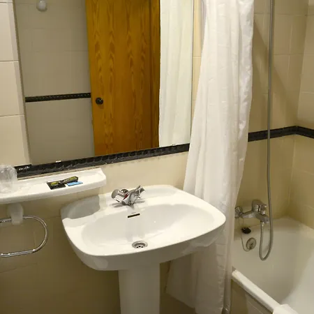 Alda Pasaje Hotel 3*